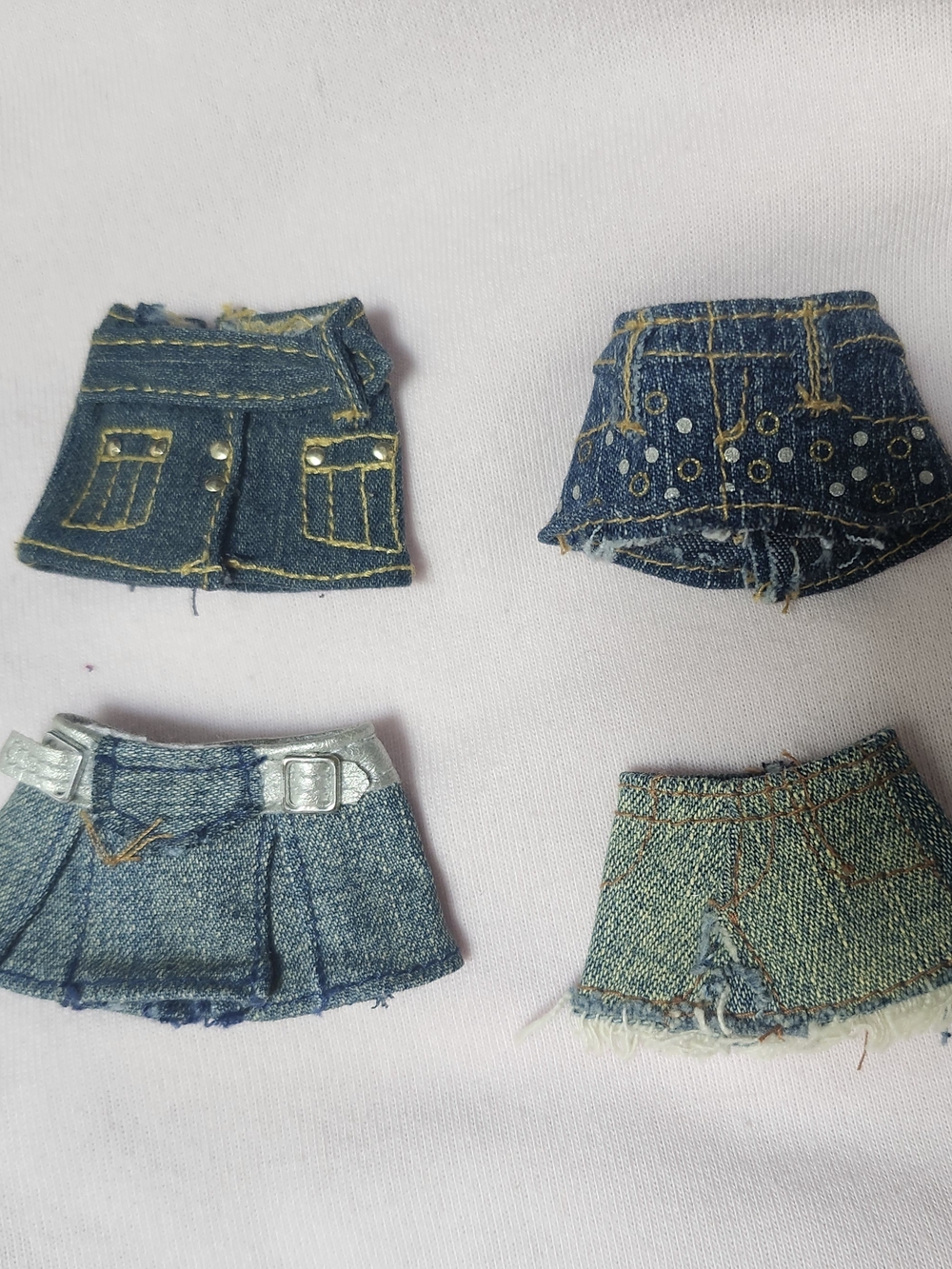 Set of 4 Bratz Mini Skirts